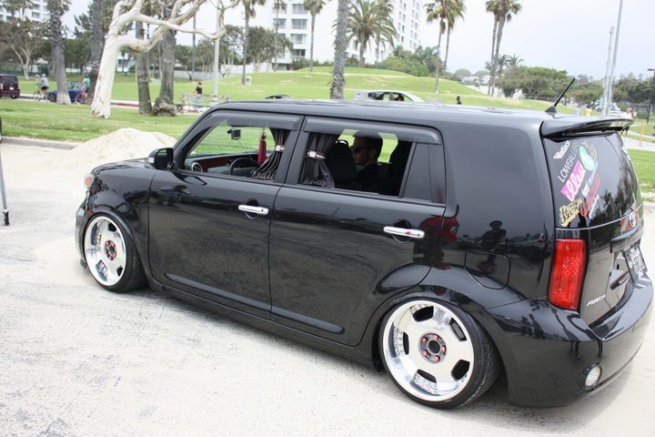 2009 Scion xB photo