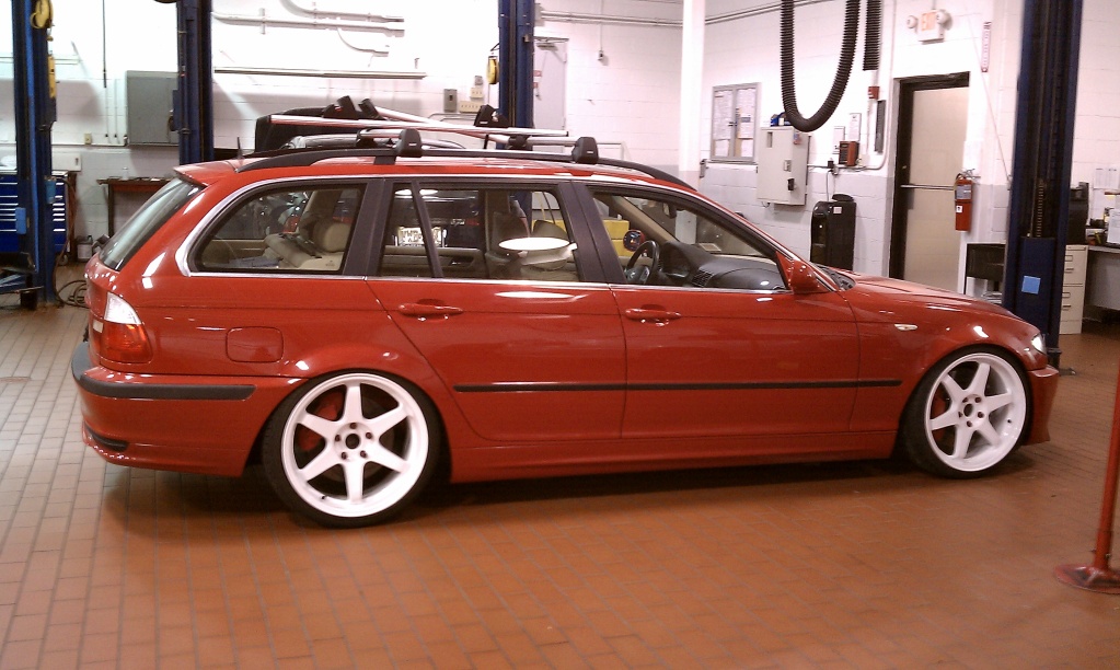 2003 BMW 325 photo