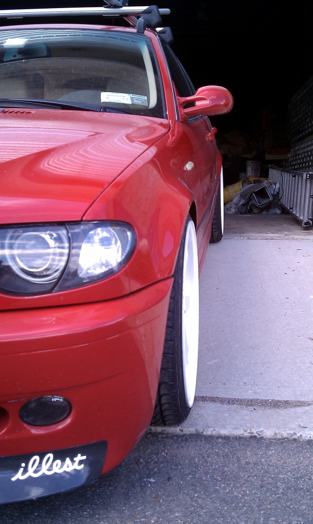 2003 BMW 325 photo