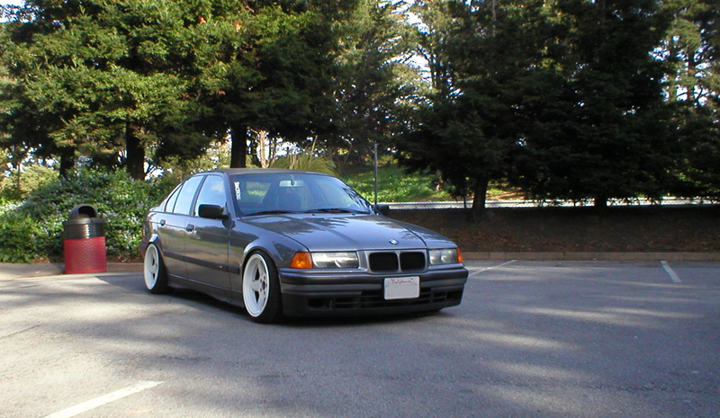 1992 BMW  323 photo