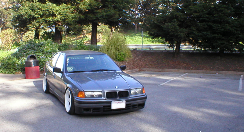 1992 BMW  323 photo