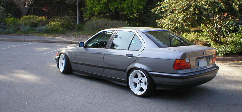 1992 BMW  323 photo