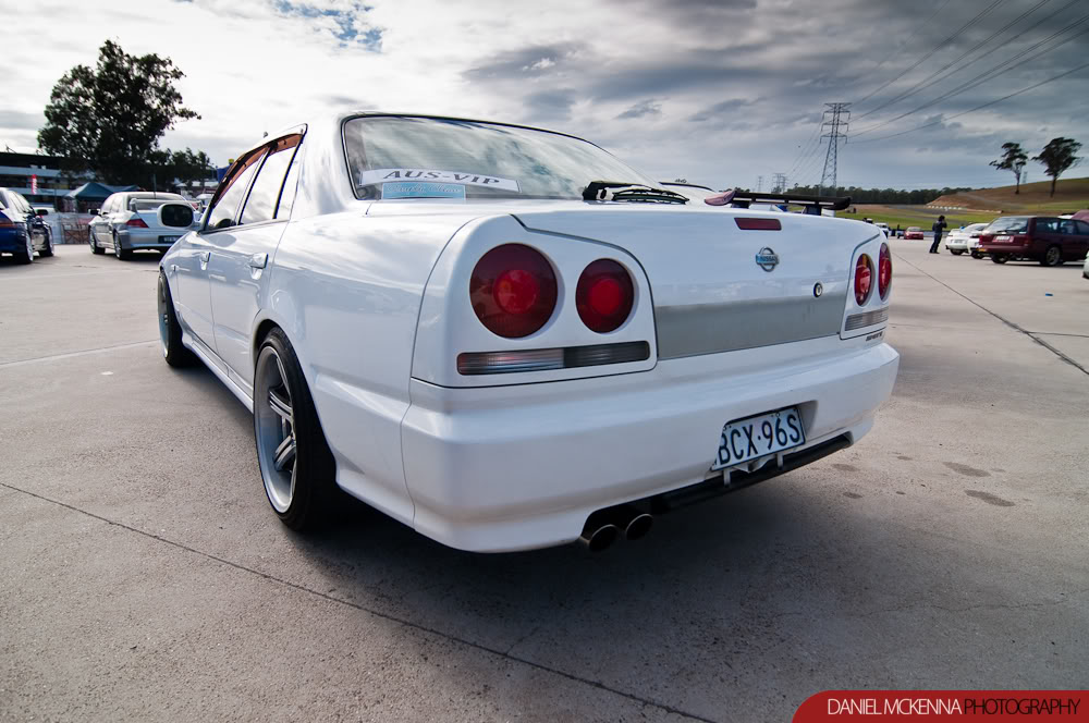 2000 Nissan R31-R34 Skyline 4dr photo