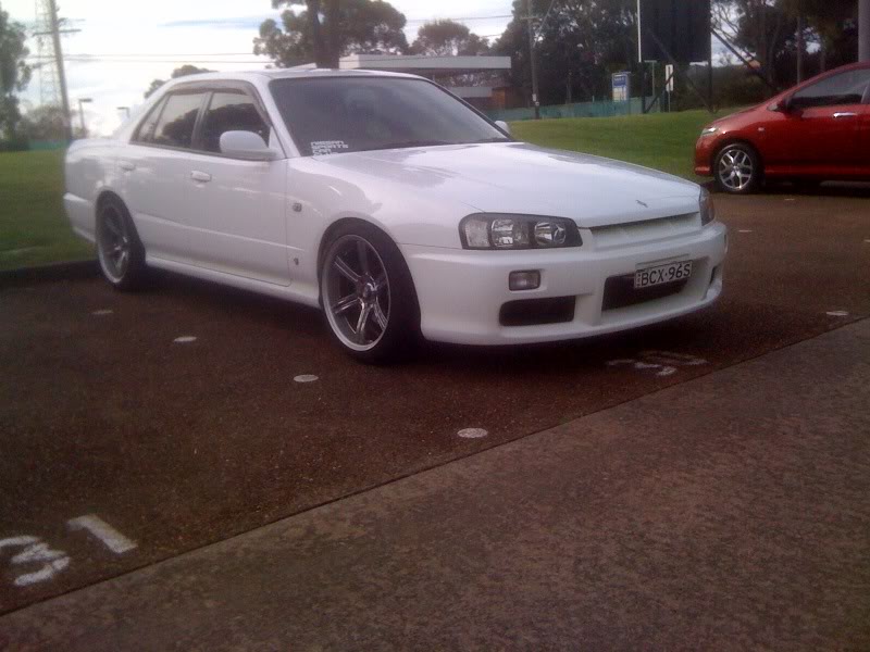 2000 Nissan R31-R34 Skyline 4dr photo