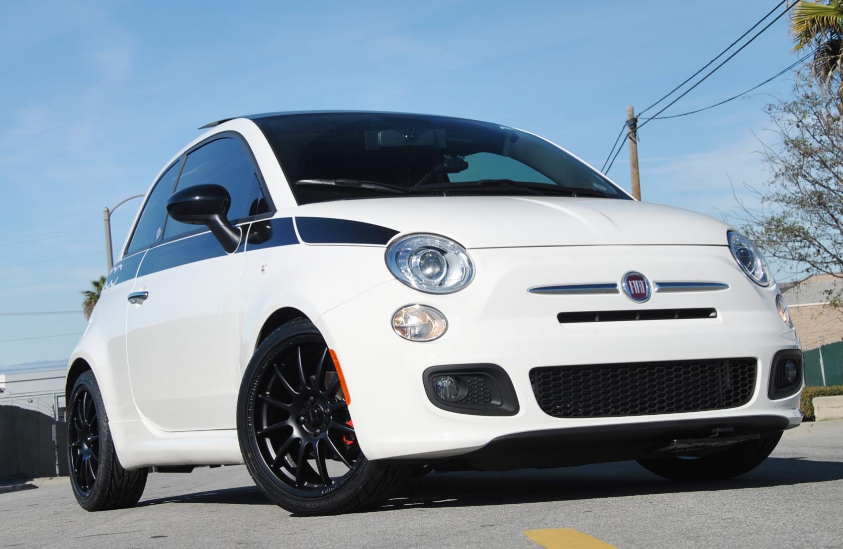 2013 FIAT 500 photo
