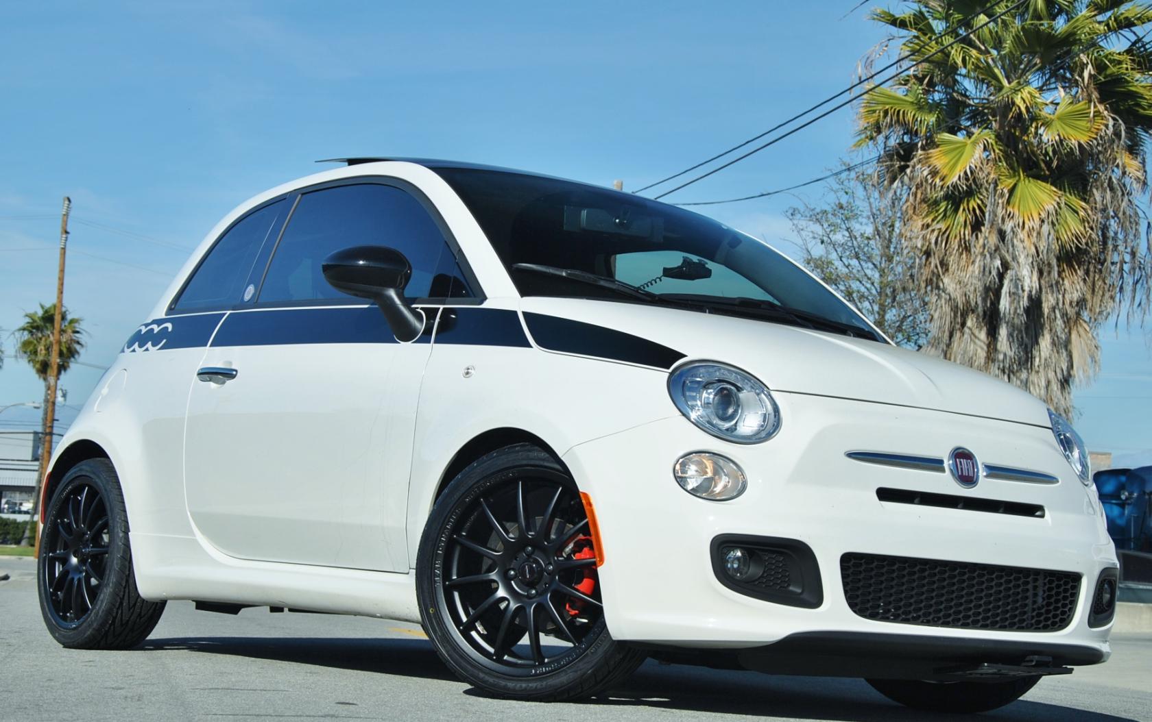 2013 FIAT 500 photo
