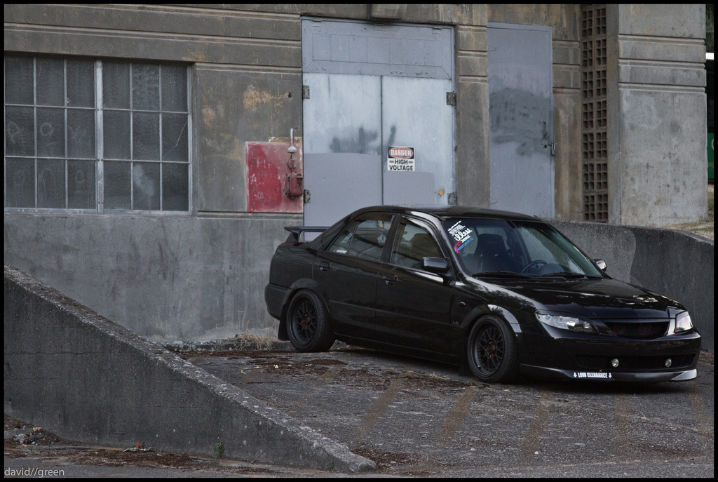 2003 Mazda Protege photo