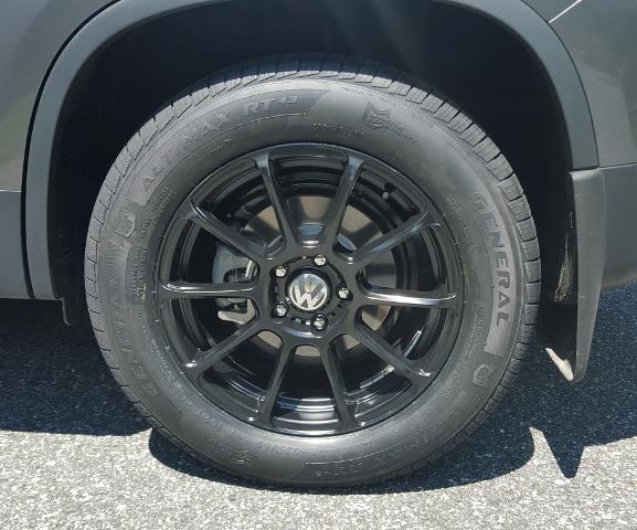 2014 Volkswagen Tiguan photo