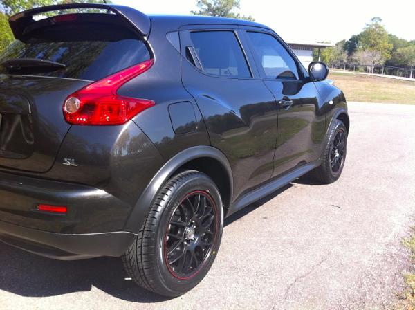 2011 Nissan Juke photo