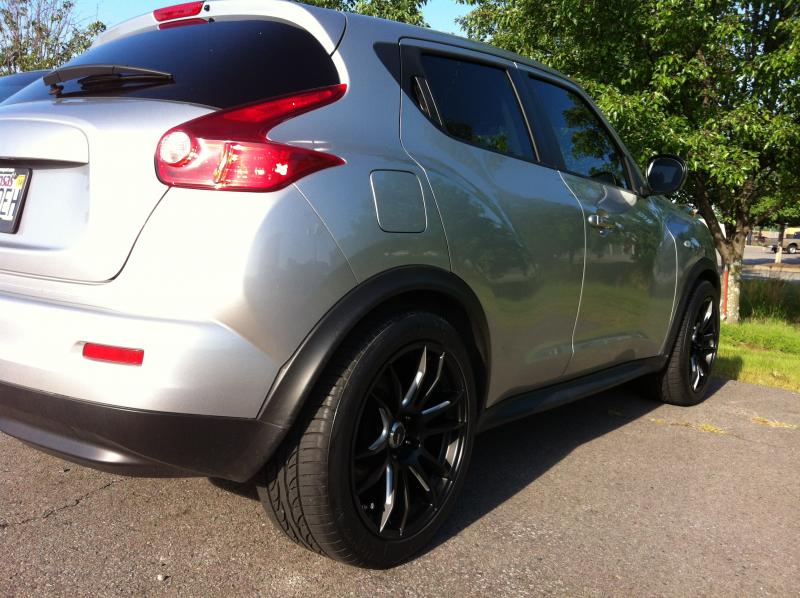 2011 Nissan Juke photo