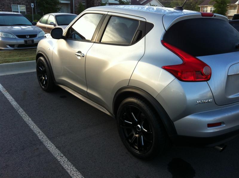 2011 Nissan Juke photo