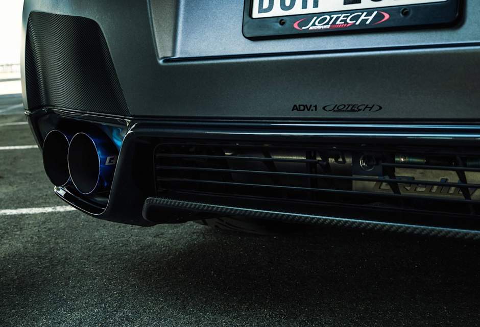 2015 Nissan GT-R photo