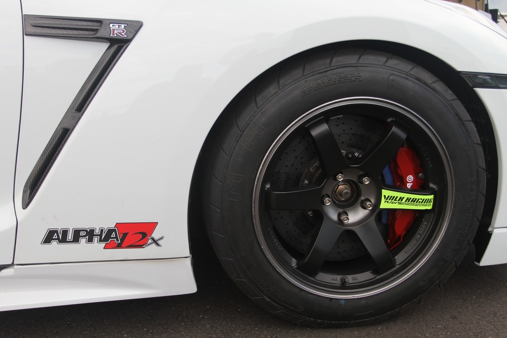 2015 Nissan GT-R photo