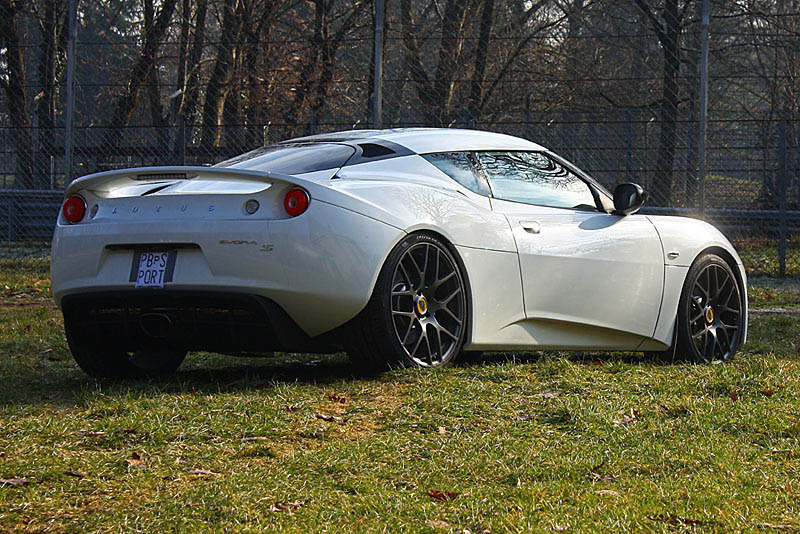 2011 Lotus Evora photo