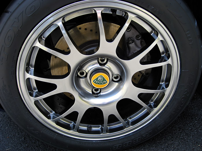 2005 Lotus Elise photo