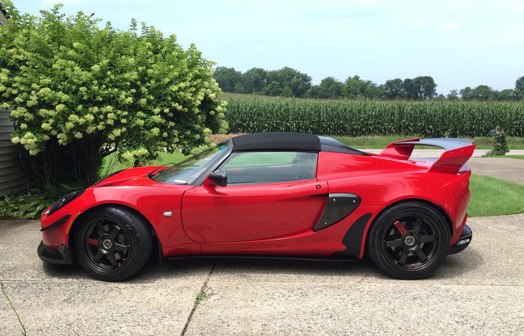 2011 Lotus  Exige photo