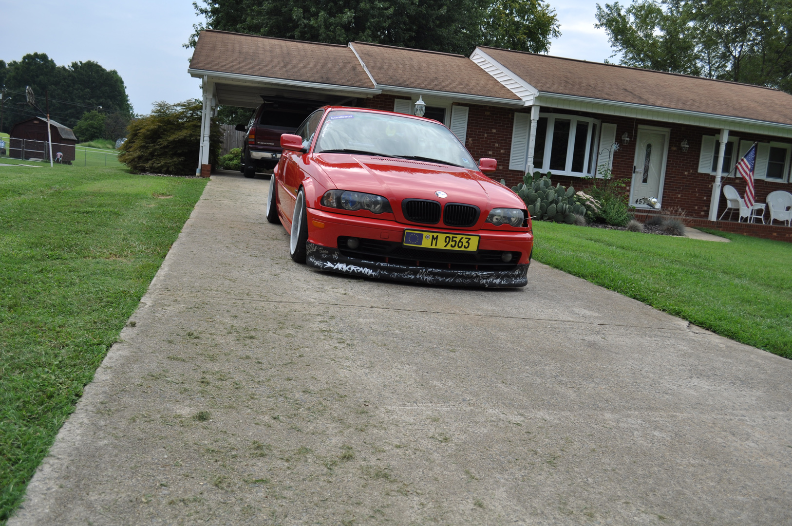 2001 BMW 330 photo
