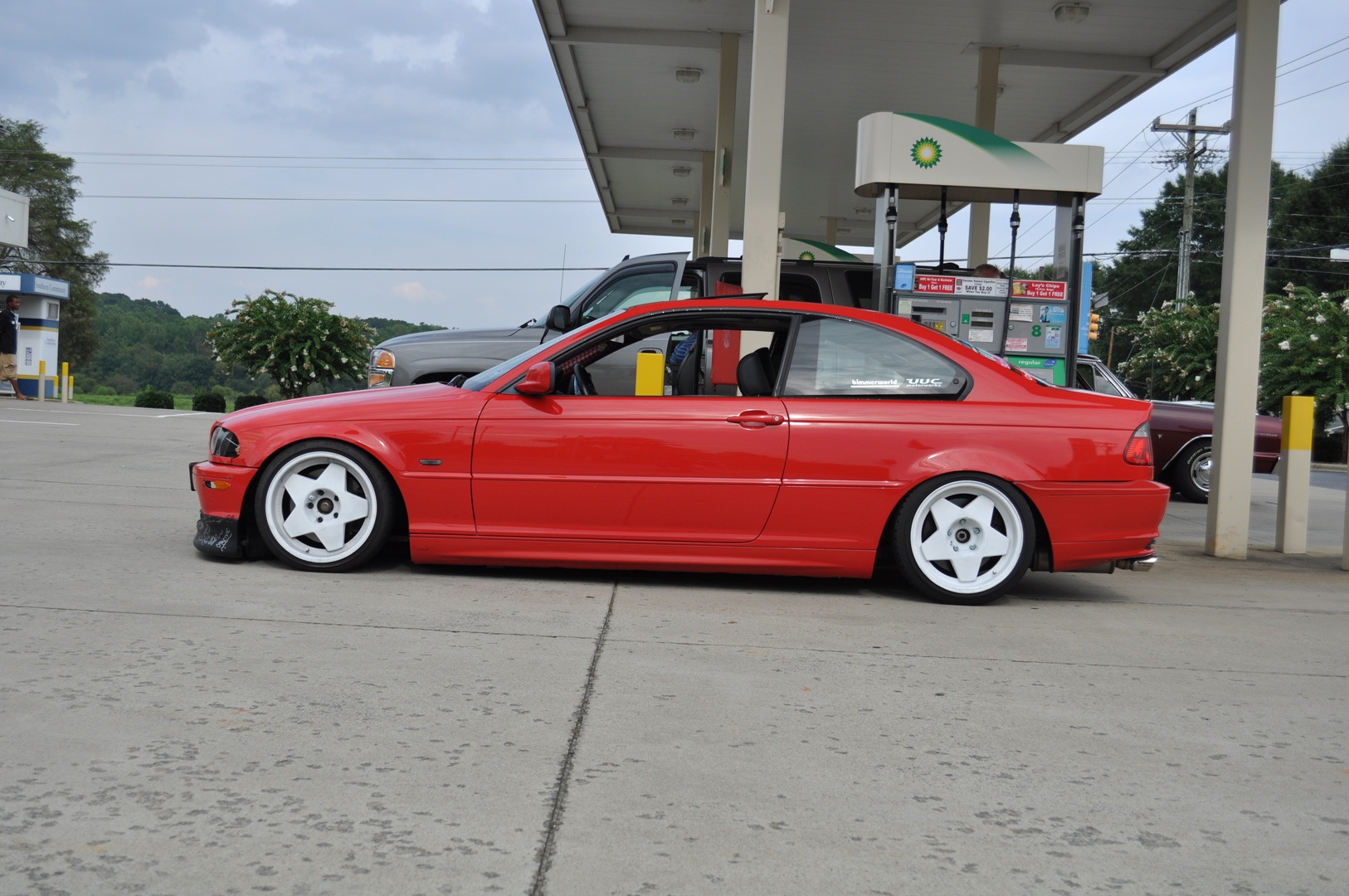 2001 BMW 330 photo