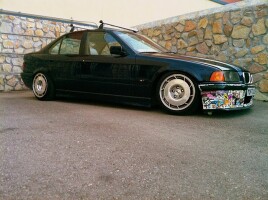 BMW  318