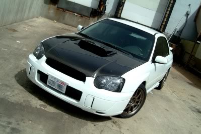 2004 Subaru Impreza photo