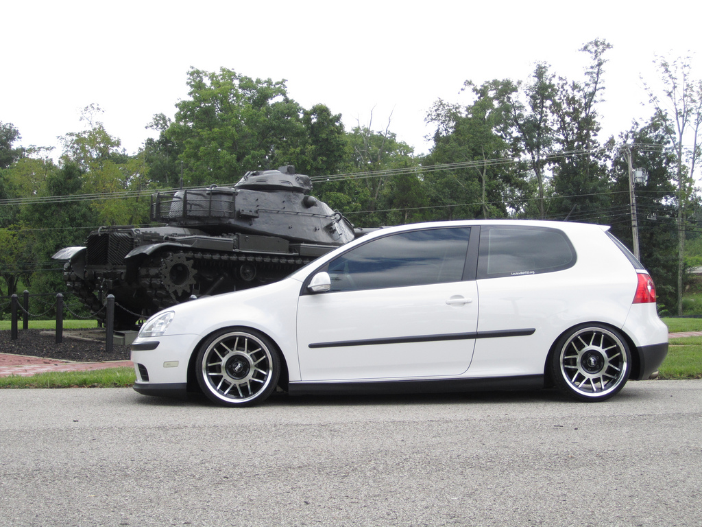 2008 Volkswagen Rabbit photo