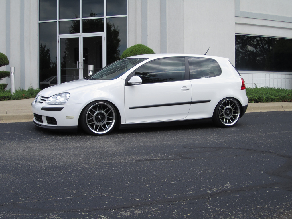 2008 Volkswagen Rabbit photo