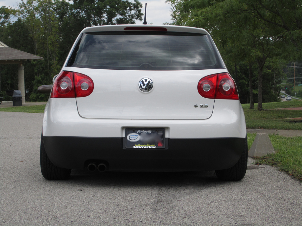 2008 Volkswagen Rabbit photo