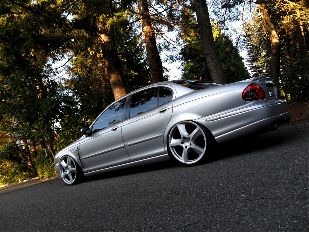 2004 Jaguar X-TYPE photo