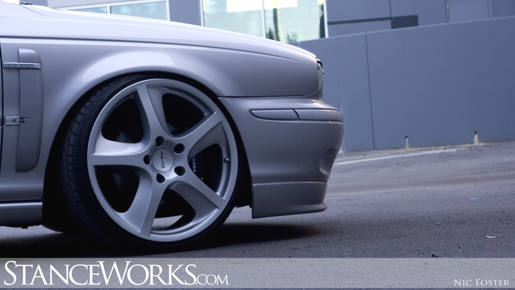 2004 Jaguar X-TYPE photo