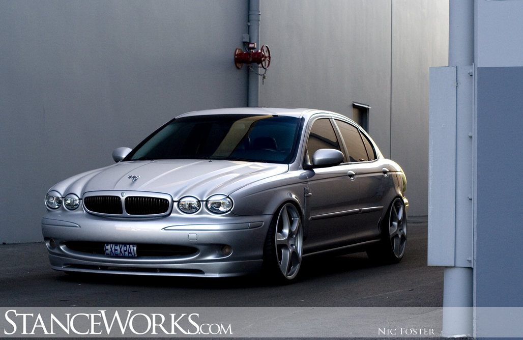 2004 Jaguar X-TYPE photo