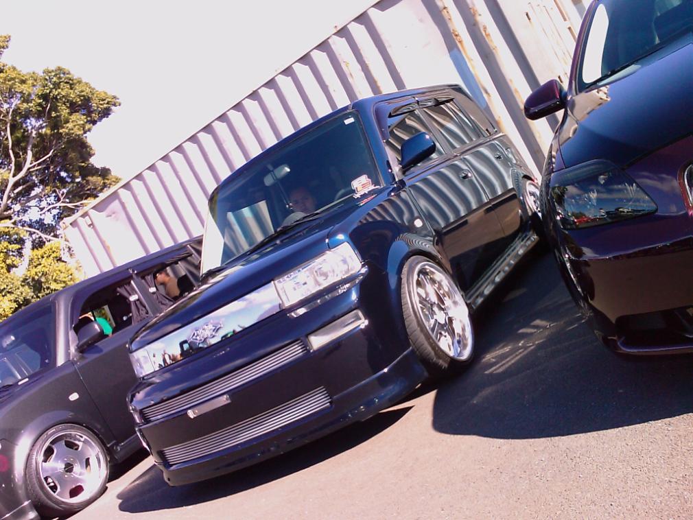 2005 Scion xB photo