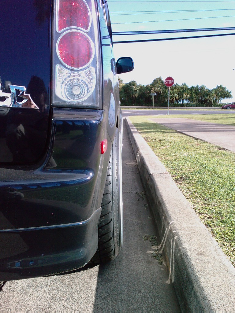 2005 Scion xB photo