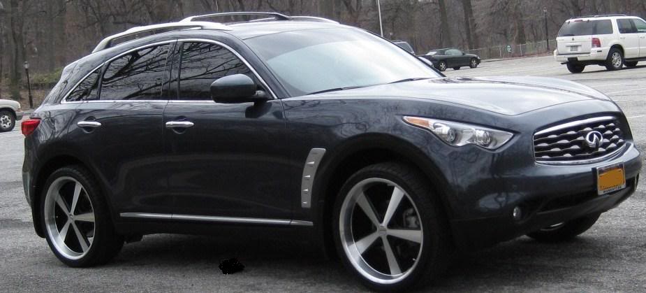 2011 Infiniti FX35 photo