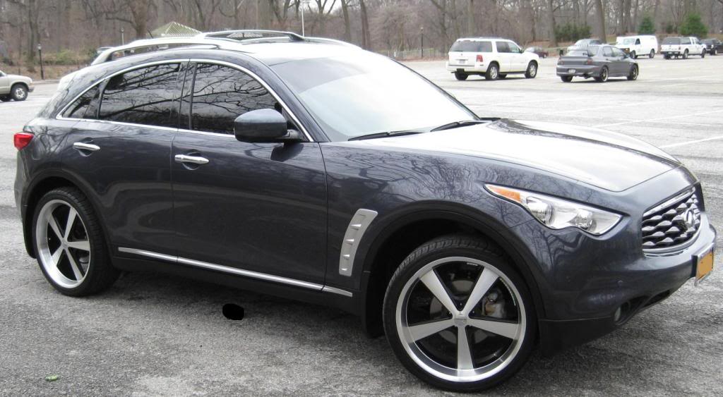 2011 Infiniti FX35 photo