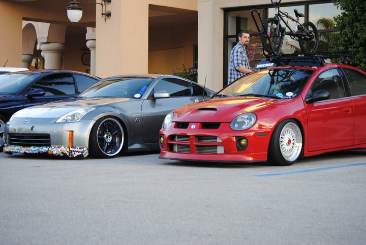 2005 Dodge Neon photo