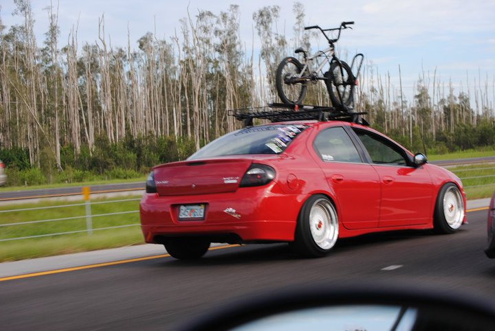 2005 Dodge Neon photo
