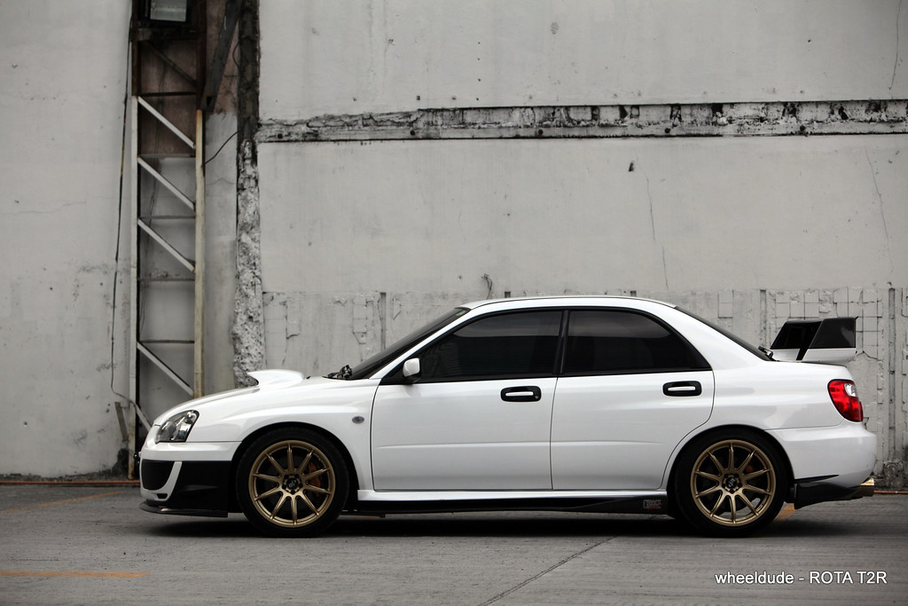 2004 Subaru Impreza photo