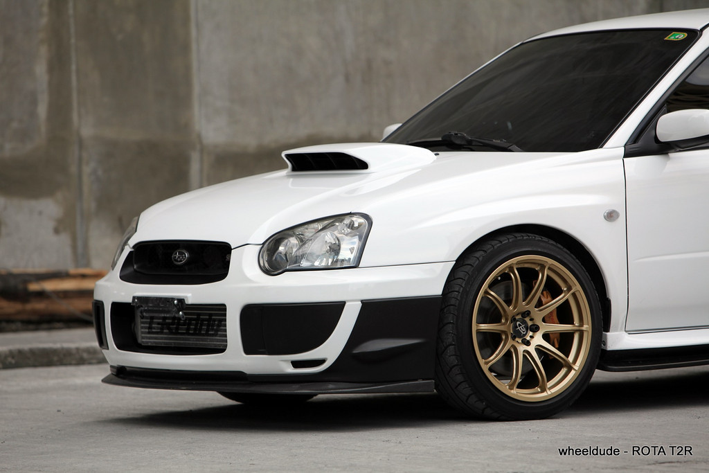 2004 Subaru Impreza photo