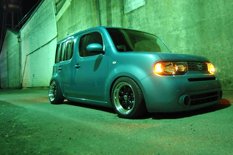 2010 Nissan Cube photo