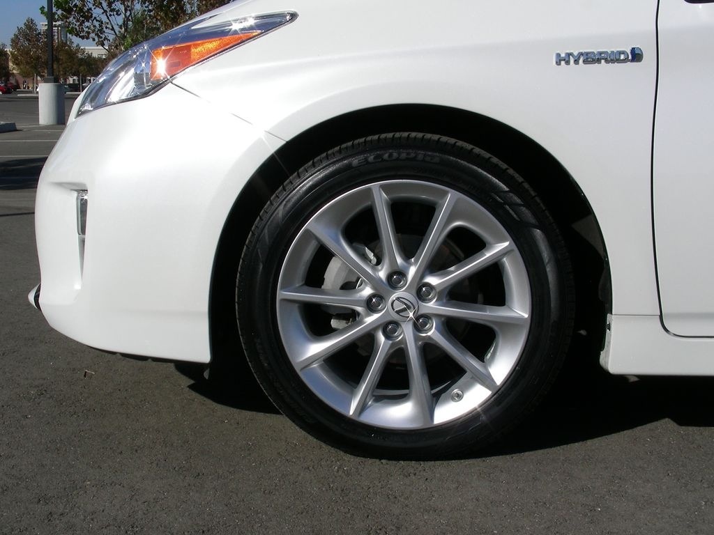 2013 Toyota Prius photo
