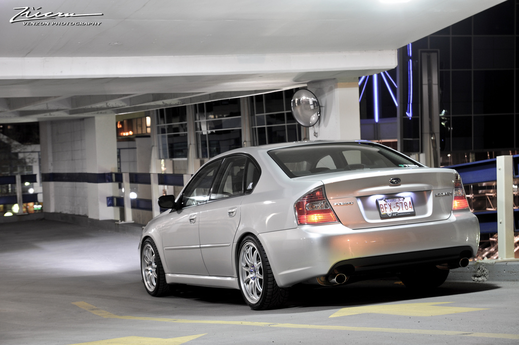 2005 Subaru Legacy photo