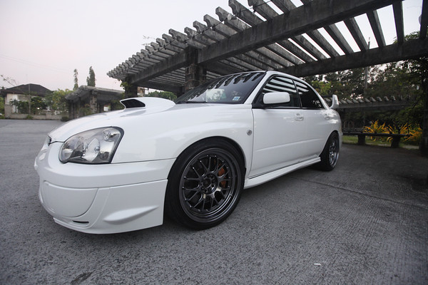 2004 Subaru Impreza photo