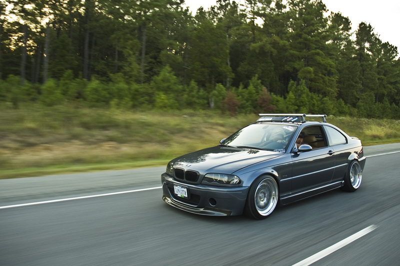 2002 BMW 330 photo