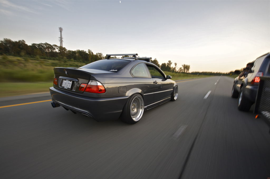2002 BMW 330 photo