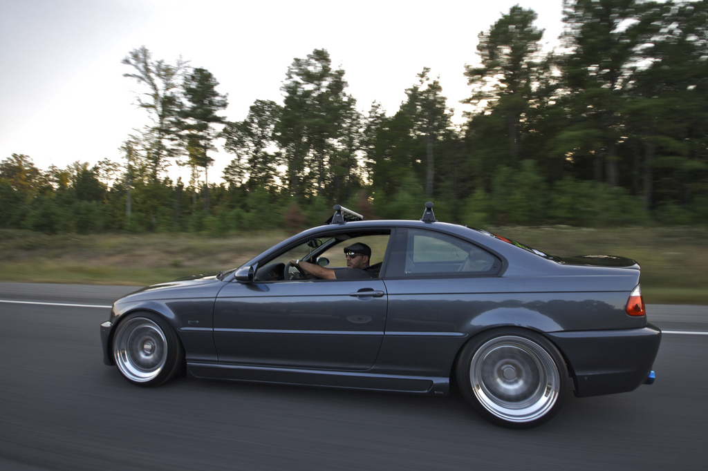 2002 BMW 330 photo