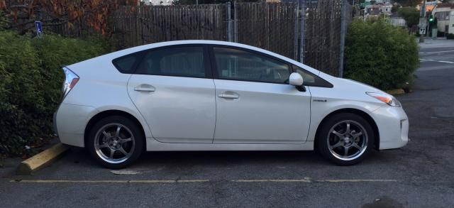 2014 Toyota Prius photo