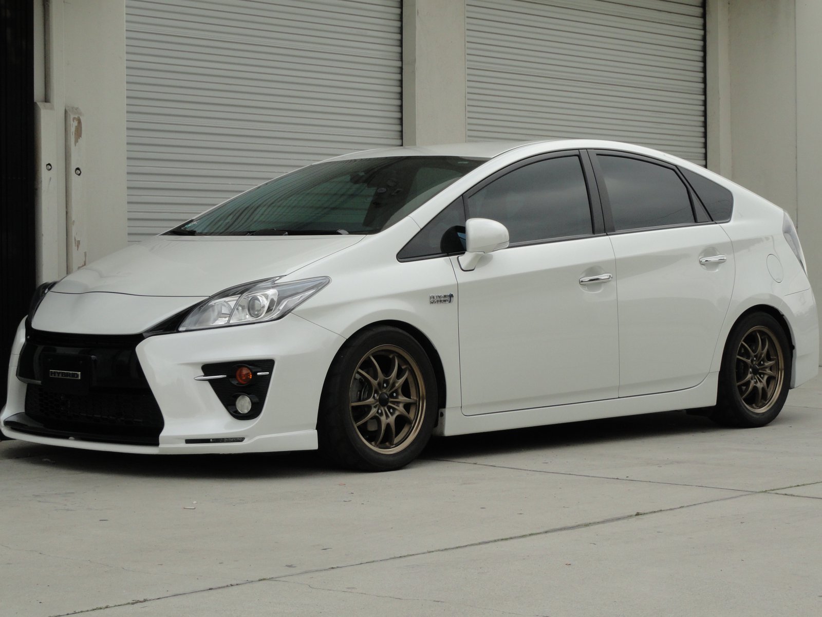 2012 Toyota Prius Plug-in photo