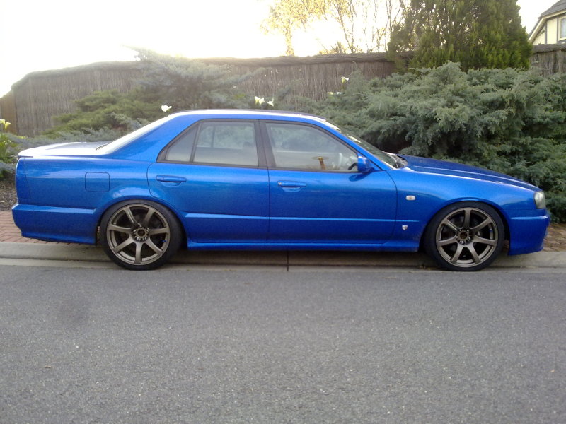 2001 Nissan R31-R34 Skyline 4dr photo