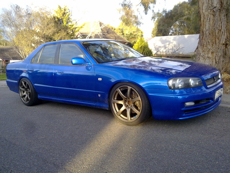 2001 Nissan R31-R34 Skyline 4dr photo