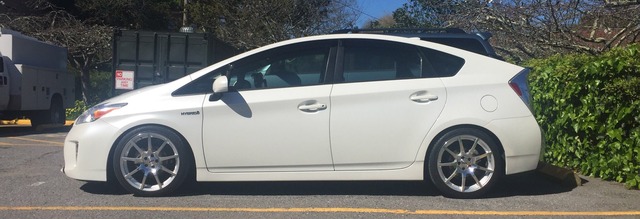 2014 Toyota Prius photo